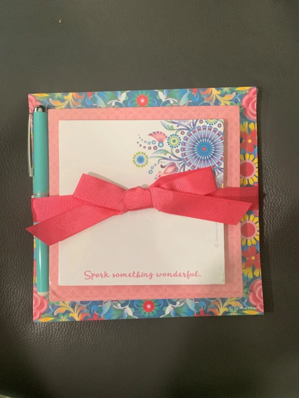 NEw Hallmark Memo Pad set with Pen